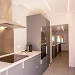 Villa Family-friendly With Private Pool & Rooftop Oasis