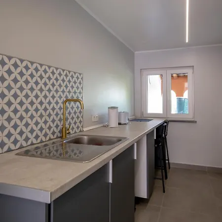 Family-friendly With Private Pool & Rooftop Oasis *