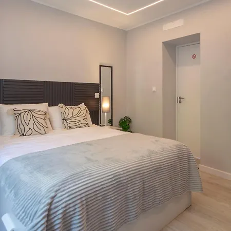 빌라 Family-friendly With Private Pool & Rooftop Oasis