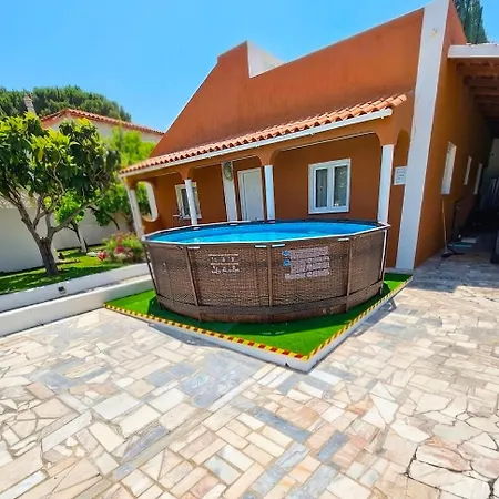 Villa Family-friendly With Private Pool & Rooftop Oasis *