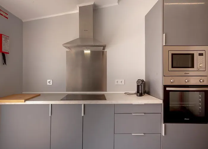 Family-friendly With Private Pool & Rooftop Oasis Villa