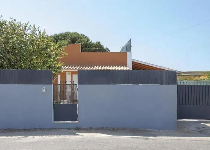 Family-friendly With Private Pool & Rooftop Oasis Villa