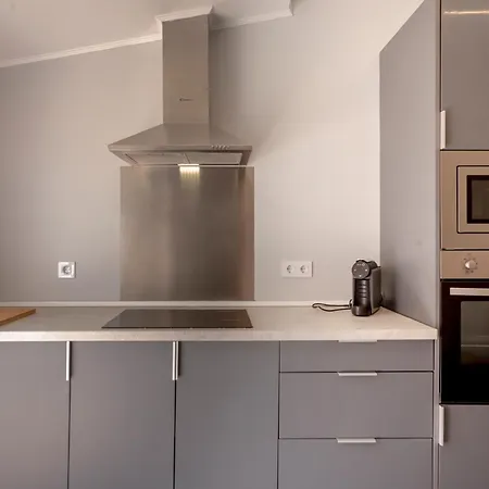 Family-friendly With Private Pool & Rooftop Oasis Villa